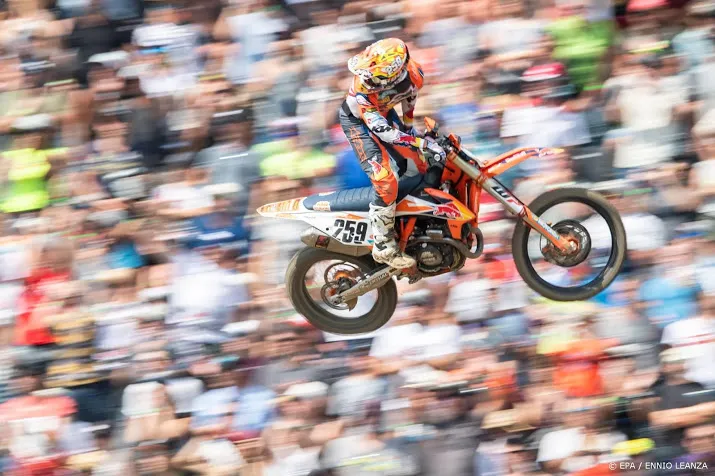 coldenhoff blijft herlings voor in china