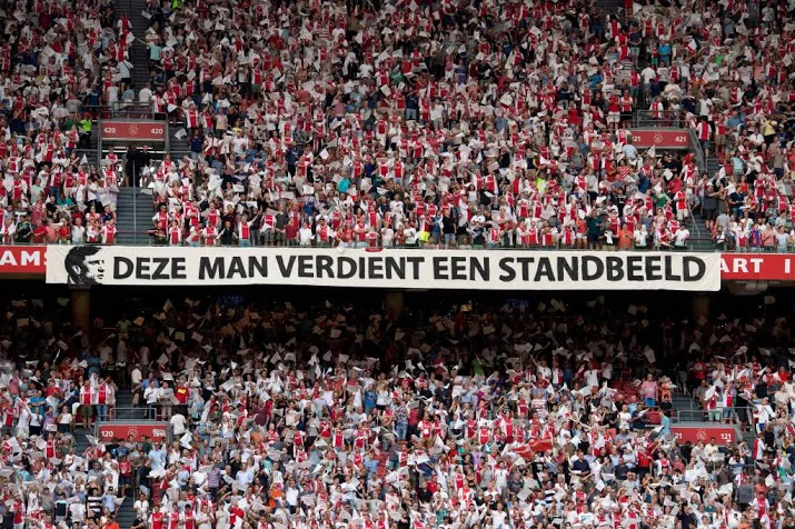 collecte in stadion voor bronzen cruijff