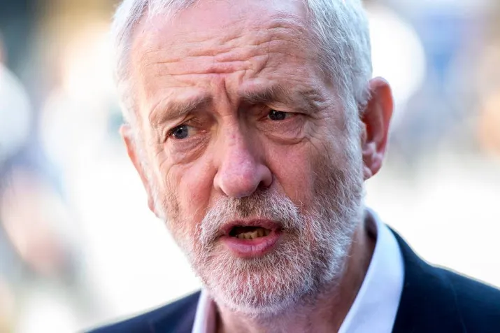 corbyn bezoekt pvda in den haag