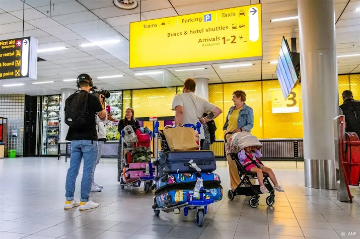 corendon brengt bagage geevacueerde rhodosgangers naar brussel