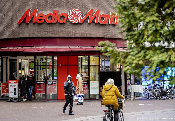 coronabeperkingen nemen hap uit omzet moederbedrijf mediamarkt