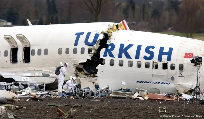 crash turkish airlines herdacht