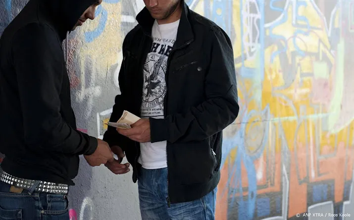 crimineel verleden jongeren telt langer bij aanvraag vog