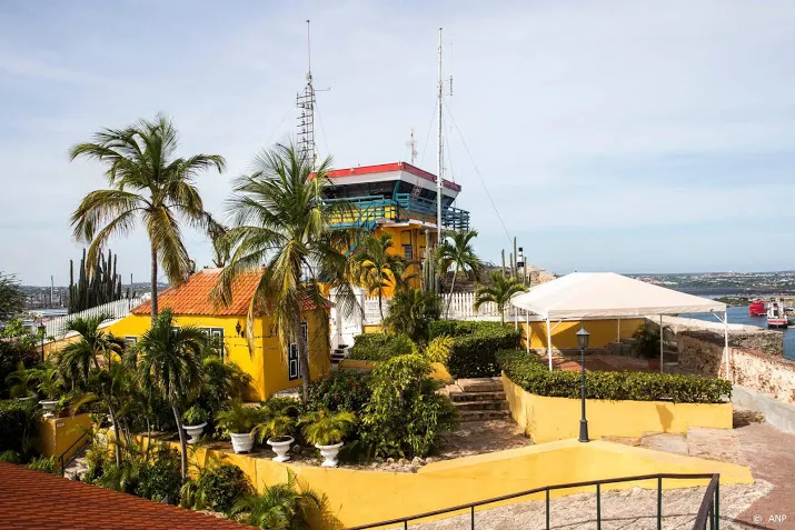 curacao laat meer toeristen toe
