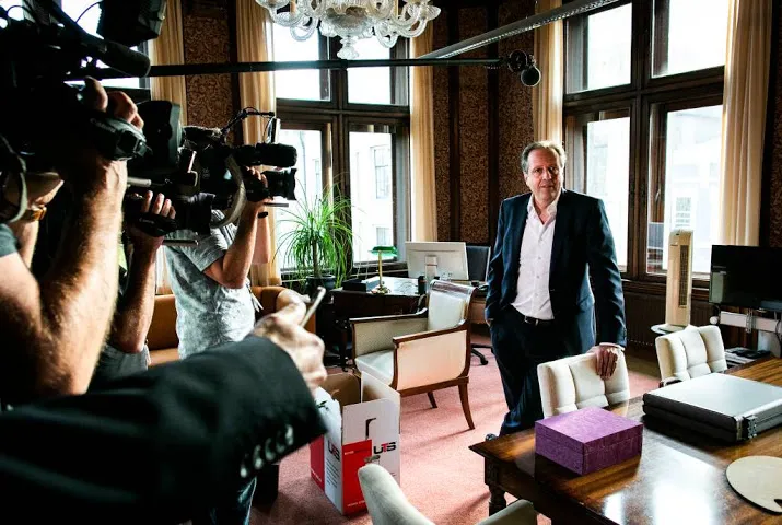 d66 fractie vergadert over opvolging pechtold