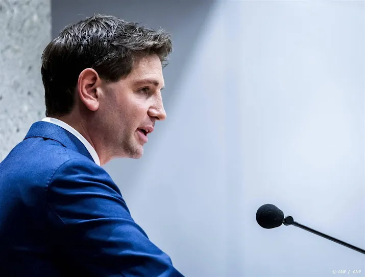 d66 vindt beleid tegen engelstalige opleidingen dom