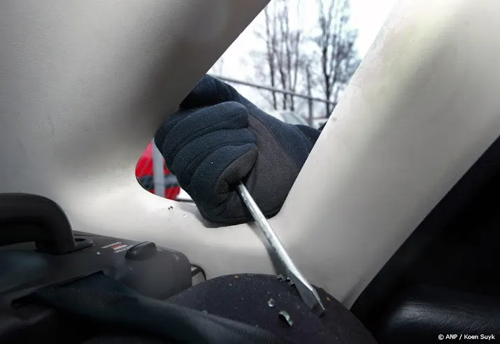 daling diefstallen van autos en motoren zet door