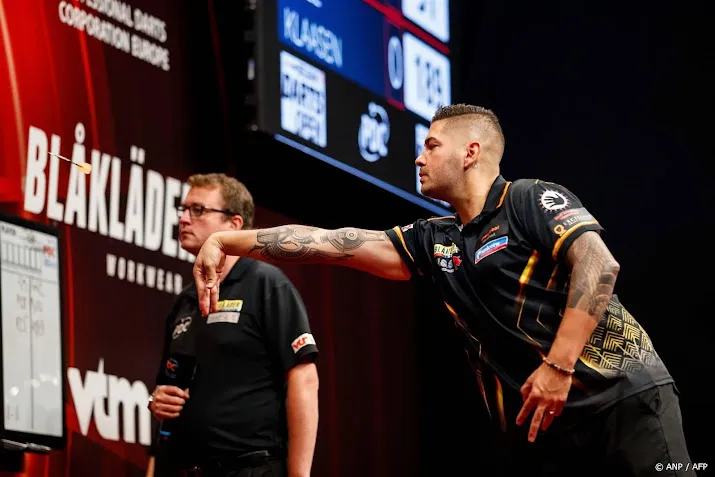 darter klaasen pakt pdc tour card en keert terug op hoogste podium