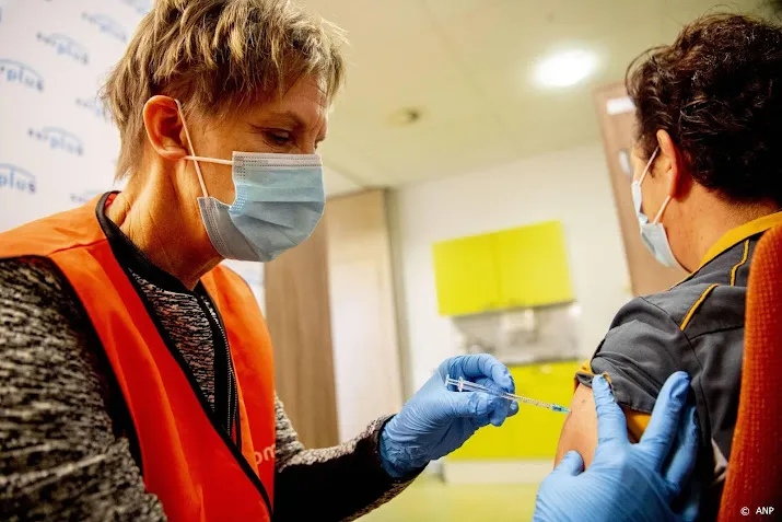 de jonge boostercampagne nog verder versnellen