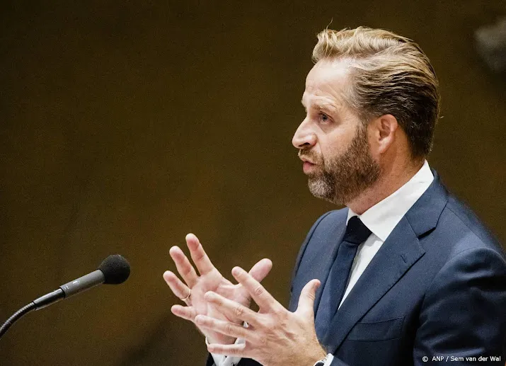 de jonge vertrek kaag niet bevorderlijk voor sfeer in kabinet