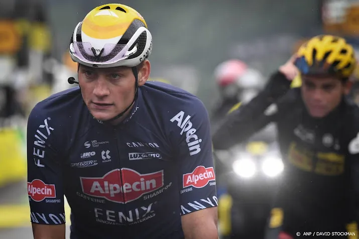 deceuninck verder als cosponsor van wielerploeg van der poel