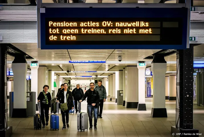deel woensdagochtend geen treinen rond amsterdam en utrecht