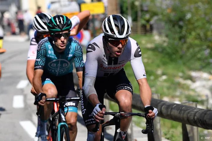 deense winnaar parijs tours langer bij wielerploeg dsm