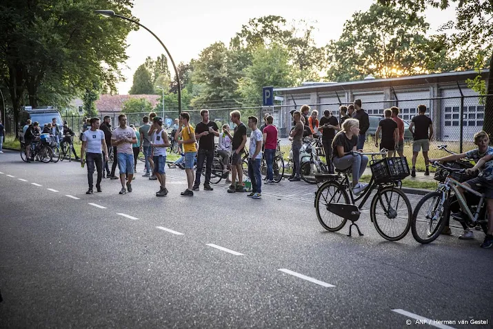 demonstratie bij opvanglocatie afghanen harskamp in ede