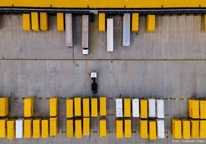 deutsche post koopt drankvervoerder hillebrand