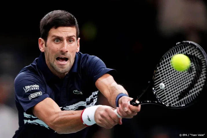 djokovic naar kwartfinales in parijs