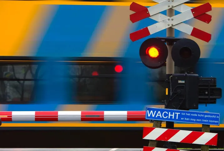 dode door botsing auto trein in velp