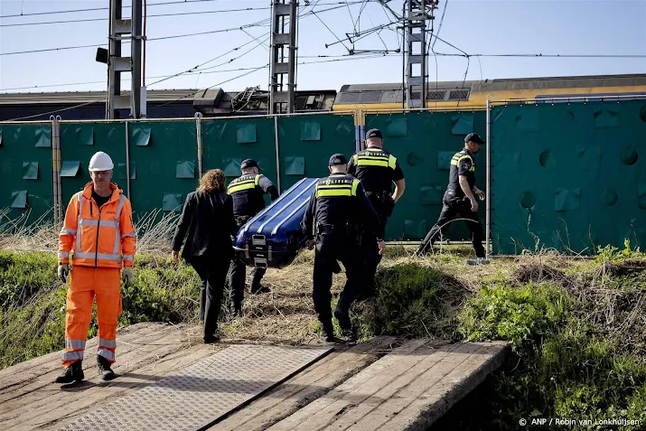 dodelijk slachtoffer treinongeluk voorschoten geborgen
