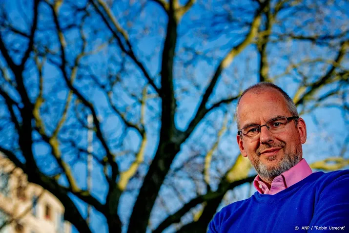doorzoeking bij haags raadslid om lekken