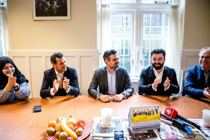 driekwart turkse amsterdammers stemt denk