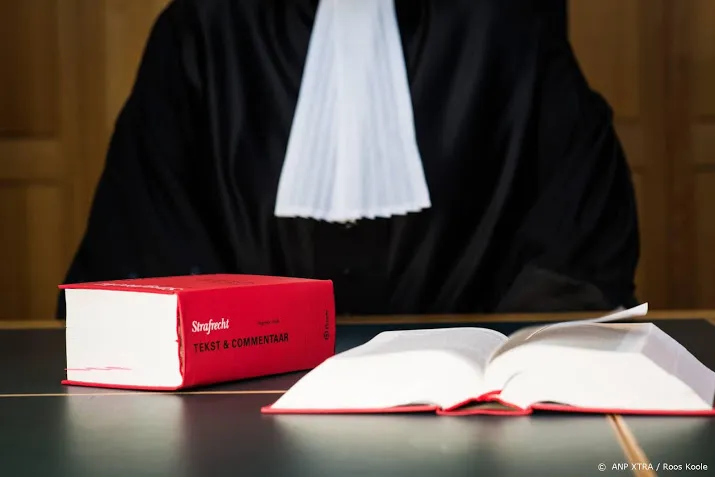 drievoudig moordverdachte thijs h in hoger beroep voor rechter