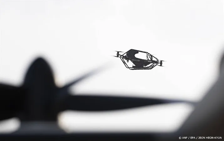 drones straks volop ingezet als taxi overheden aan zet