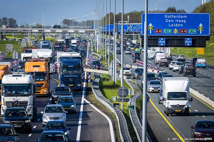 drukke woensdagavondspits verwacht vanwege hemelvaartweekend