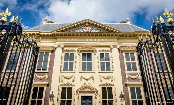 drukte bij rembrandt in het mauritshuis
