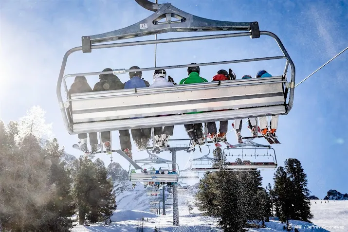 drukte op wegen richting wintersportgebieden