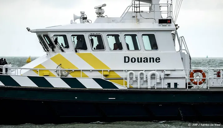 duikteam douane onderschept 200 kilo cocaine in vlissingen