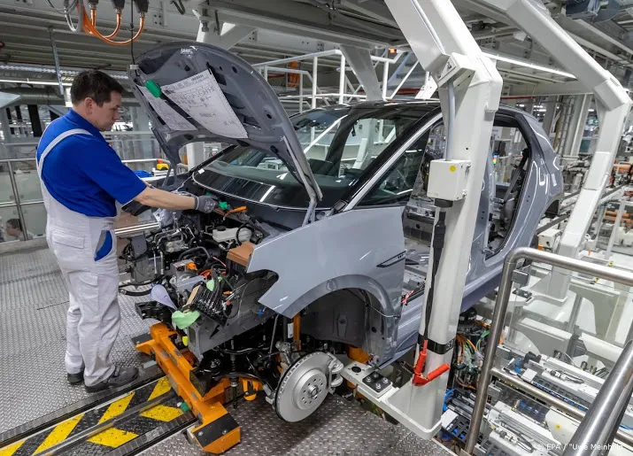 duitse automakers herstarten productie na versoepeling lockdowns