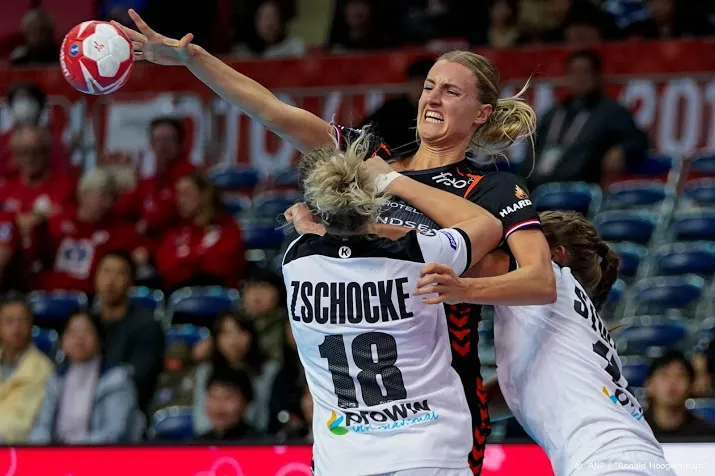 duitse handbalsters na zege op oranje onderuit