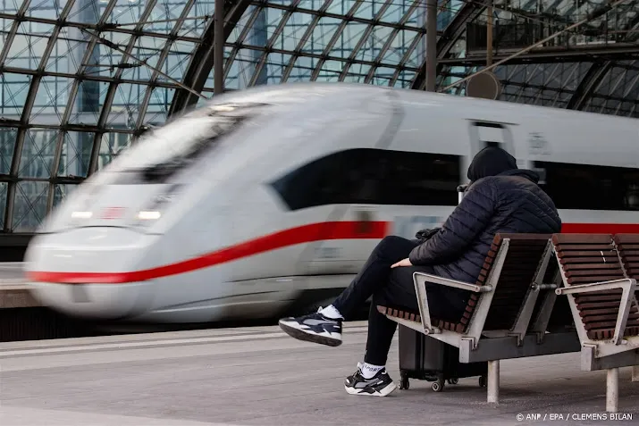 duitse spoorstaking begonnen ook internationale treinen gehinderd