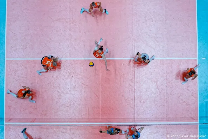 duitse volleybalsters groepswinnaar in apeldoorn