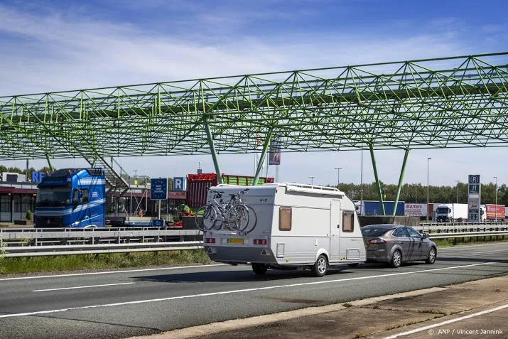 duitsland ziet nederland niet meer als hoogrisicogebied