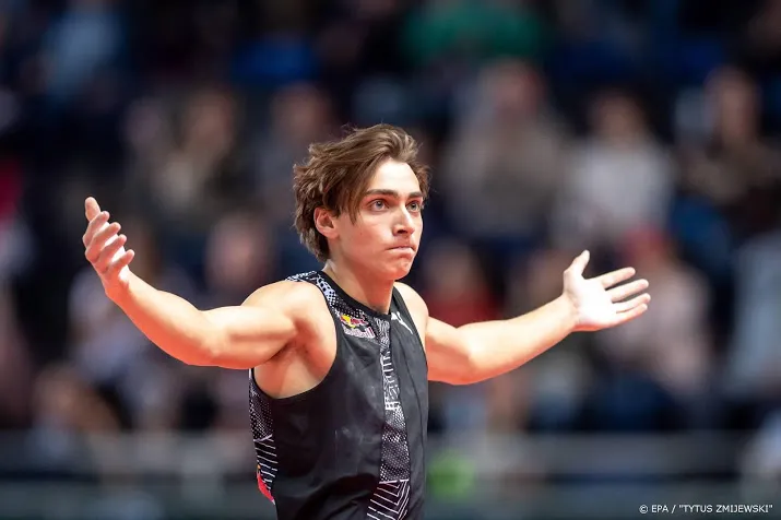 duplantis springt weer wereldrecord met de polsstok 618