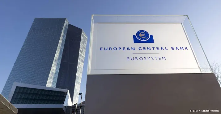 ecb presenteert rentebesluit in amsterdamse hermitage