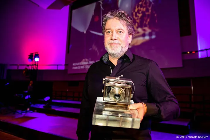 eddy van wessel wint zilveren camera met fotoserie in syrie