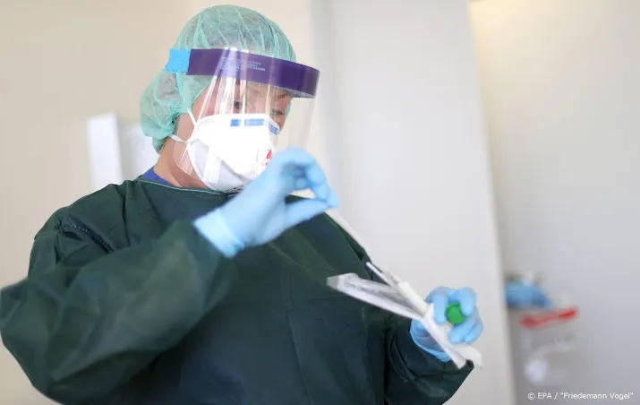 eerste coronabesmetting op sint maarten