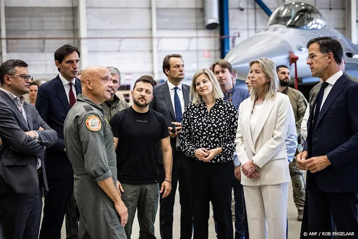 eerste f 16s spoedig naar oekraine exportvergunning rond