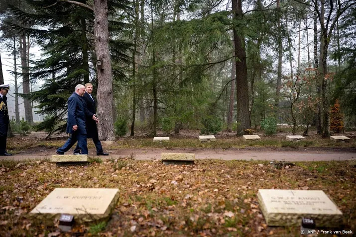 eerste graf veteranenbegraafplaats is voor drager willems orde
