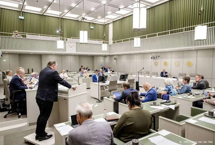 eerste kamer gaat tijdelijke coronawet wegstemmen