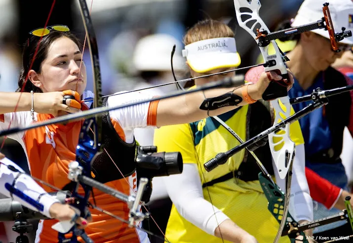 ek goud voor handboogschutters oranje in gemengde landenstrijd