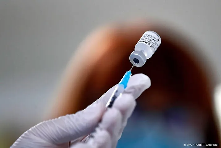 ema adviseert of jonge kinderen ook pfizer vaccin kunnen krijgen