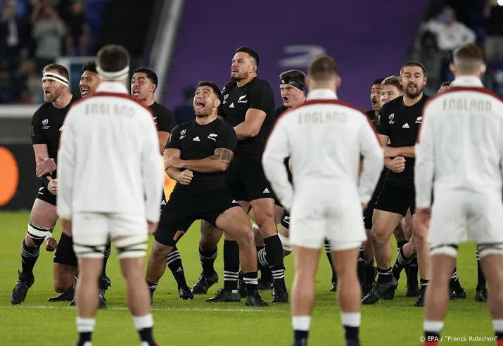 engelse rugbyers beboet voor reactie op haka