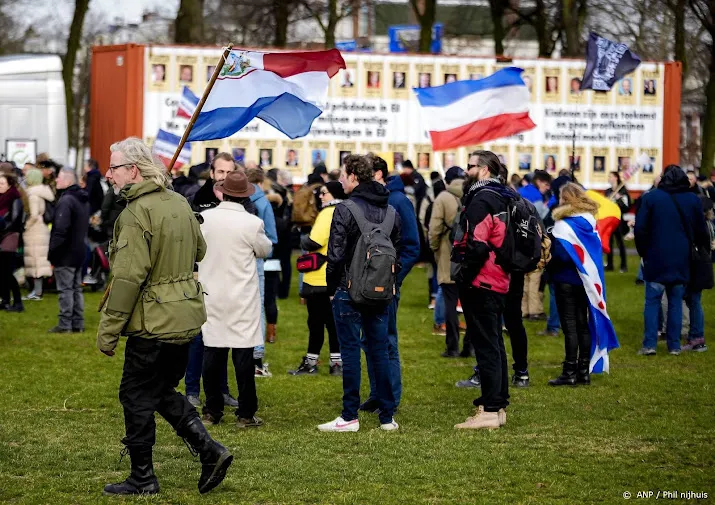 enkele duizenden bij protest den haag tegen coronamaatregelen