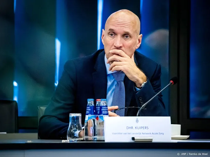 ernst kuipers praat alsnog het land bij over corona in de zorg