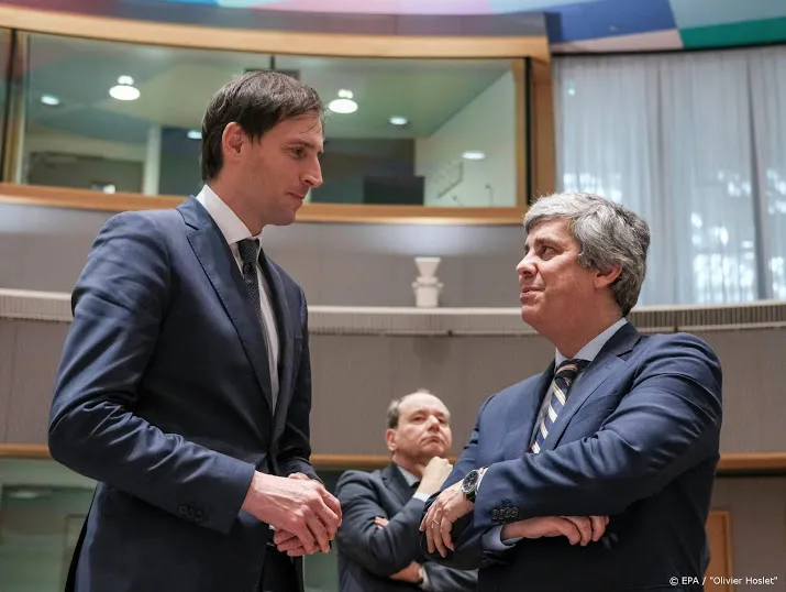eurogroep op zoek naar voorzitter hoekstra niet beschikbaar