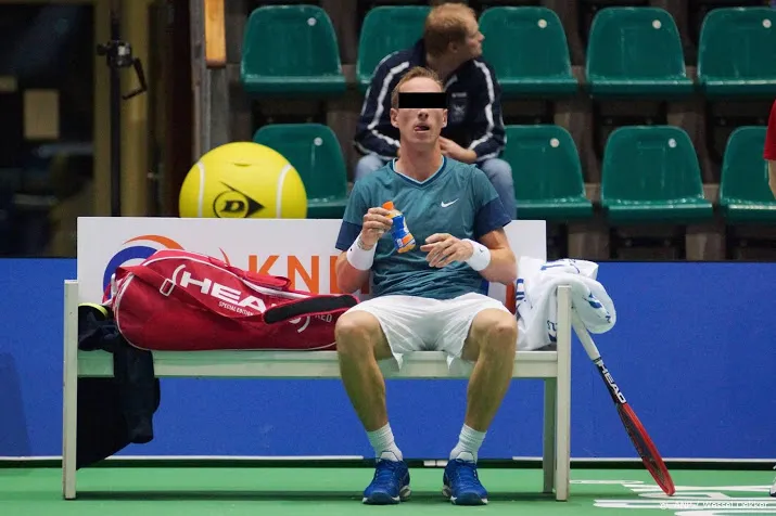 ex tenniscoach mark de j in cassatie