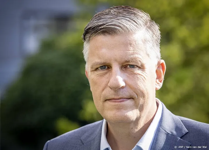 ex topmilitair egbers gaat strijd aan met doping